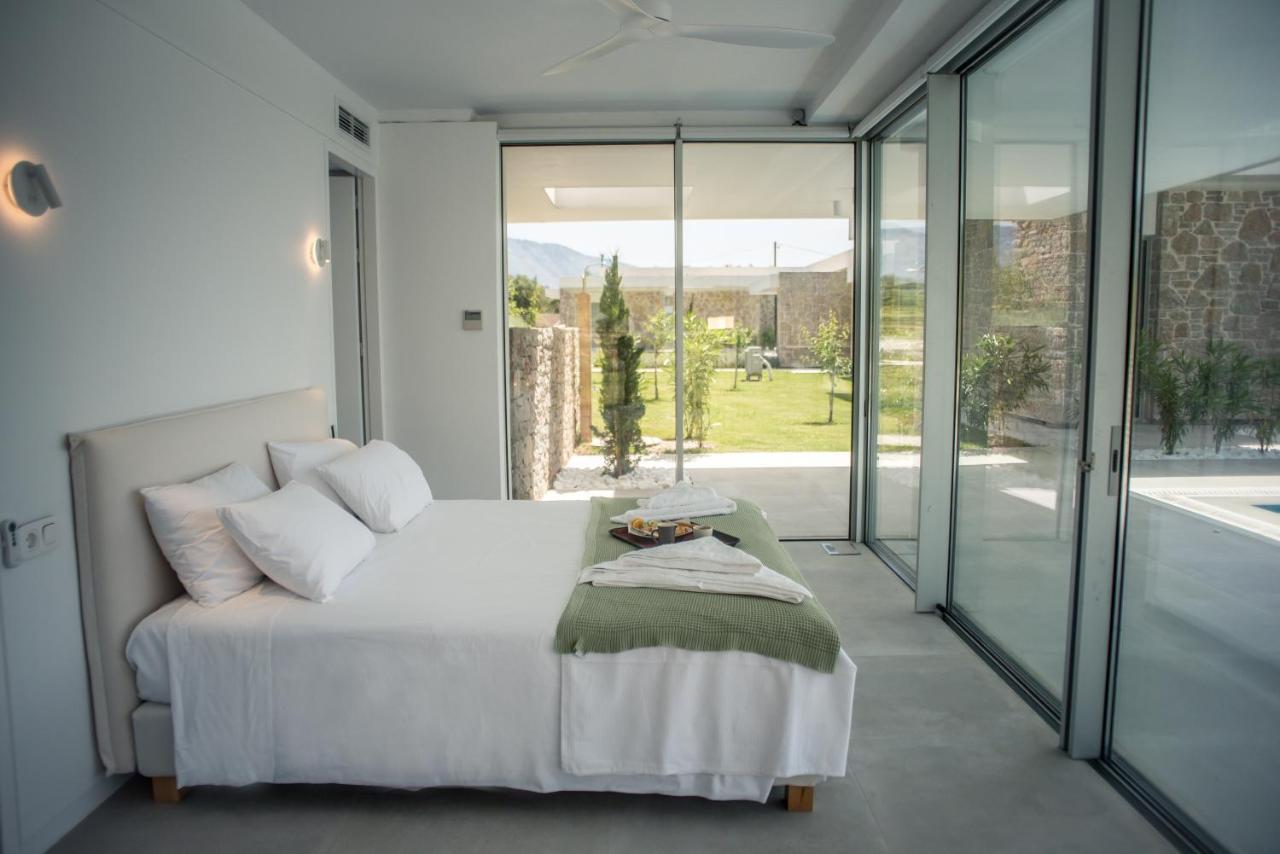 Varko Luxury Suites Paleros Exterior foto