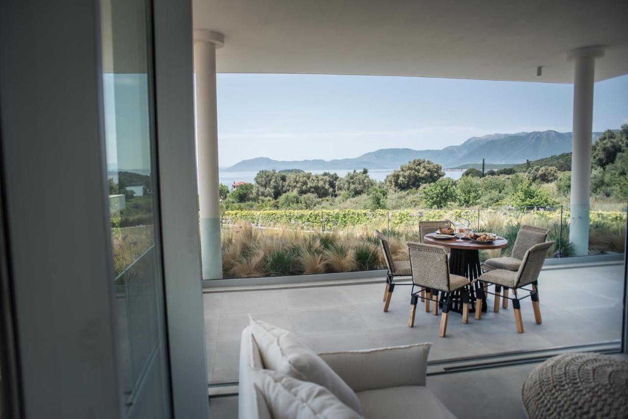Varko Luxury Suites Paleros Exterior foto