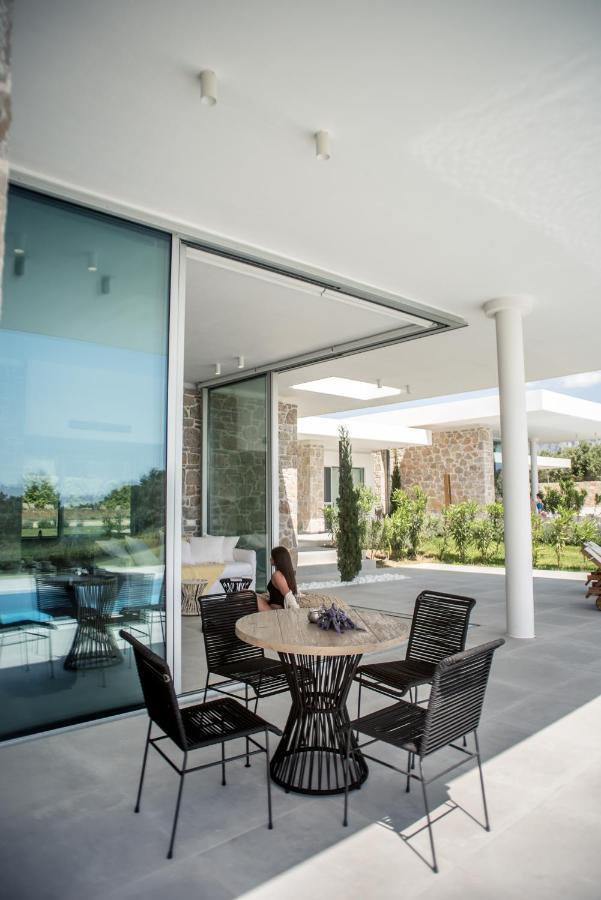 Varko Luxury Suites Paleros Exterior foto