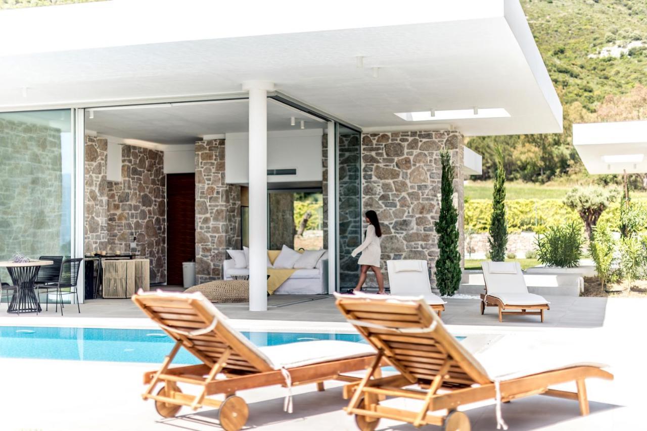 Varko Luxury Suites Paleros Exterior foto