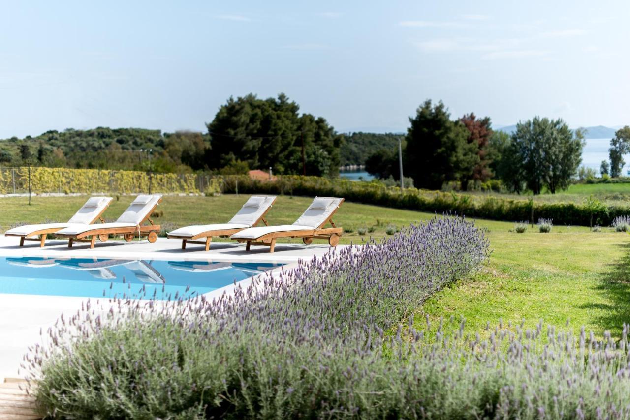 Varko Luxury Suites Paleros Exterior foto