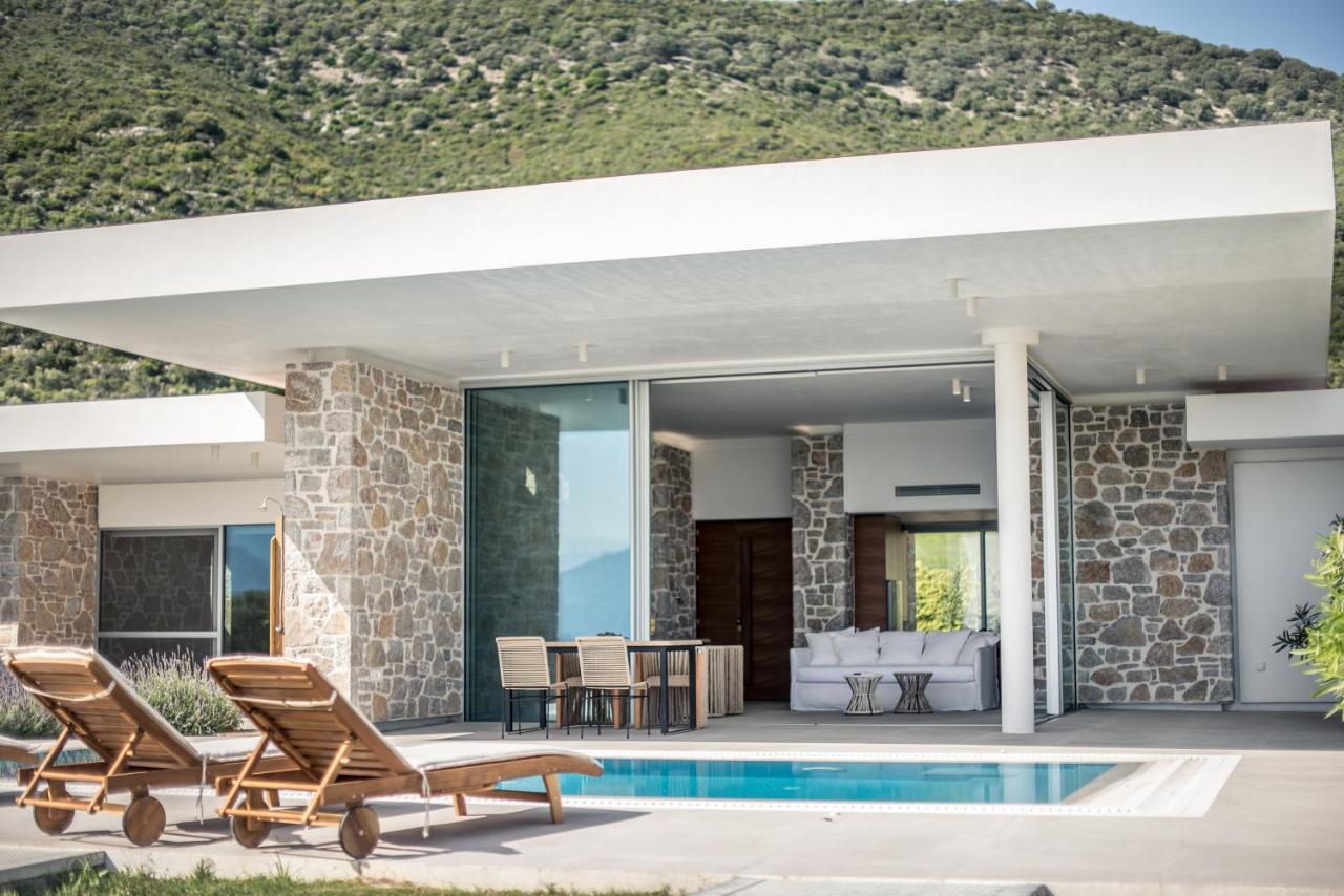 Varko Luxury Suites Paleros Exterior foto